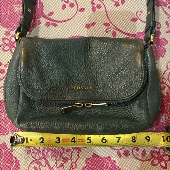 Fossil Leather Crossbody Purse - forest green leather, gold hardware. - Picture 14 of 14